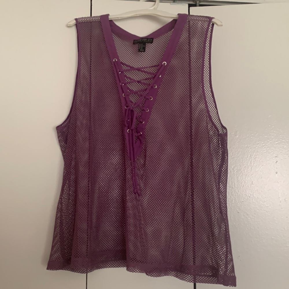 Sleeveless purple mesh/netted top
